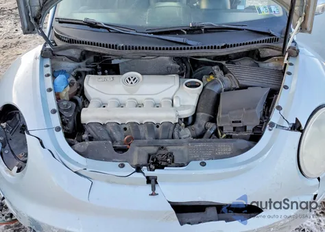 2010 Volkswagen New Beetle from USA, damaged, VIN 3VWRG3AG0AM024097